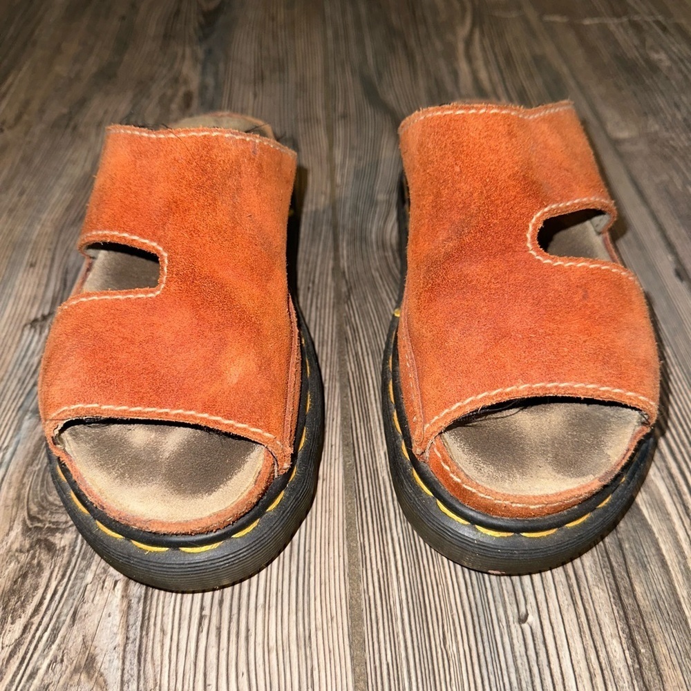Vintage Dr. Martens 90’s Orange Suede Slide Sandals
Classic Yellow Stitch Size 6 - Picture 2 of 9